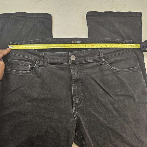 Lee Slimming Fit Bootcut Women's Jeans Size 18W - Picture 4 of 8